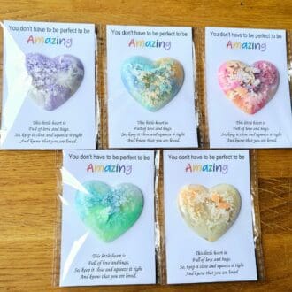 Pocket hug - amazing - hearts - resin