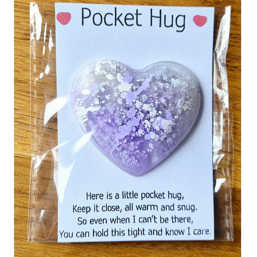 Pocket hug - hearts - resin