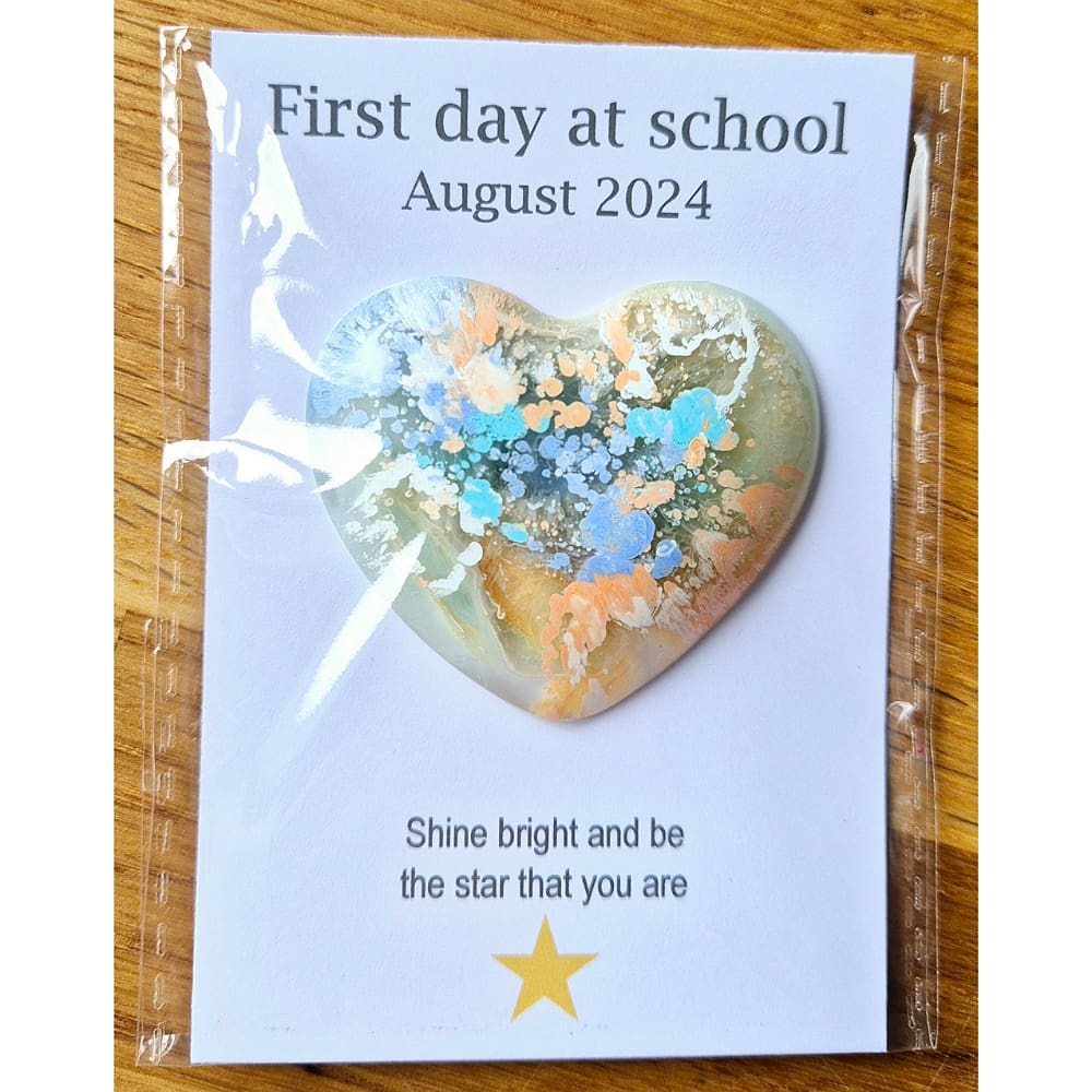 Pocket hug - school - hearts - resin