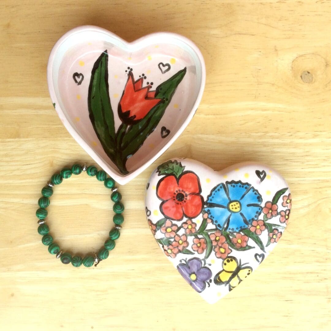 "ceramic-heart-trinket-box"