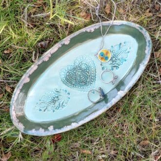 "paisley-oval-dish"