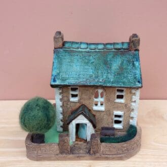 "stone-cottage-sculpture"