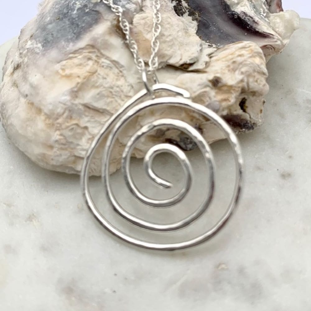 925 Sterling Silver Hammered Spiral Wire Necklace