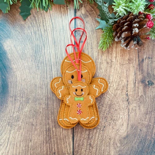 Gingerbread Family Personalised Christmas Gift c