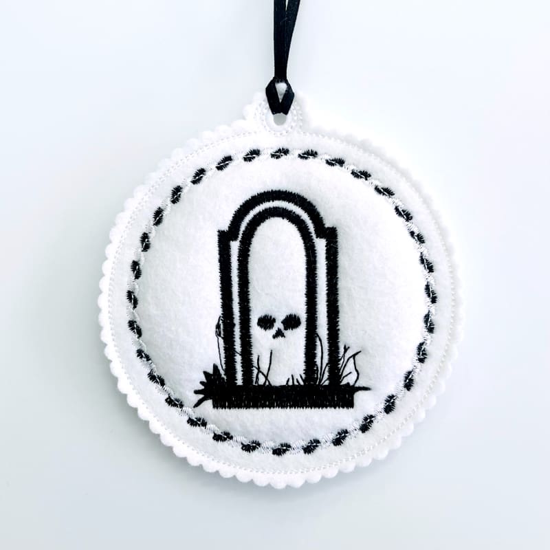 Halloween Spooky Hanging Decorations Grave