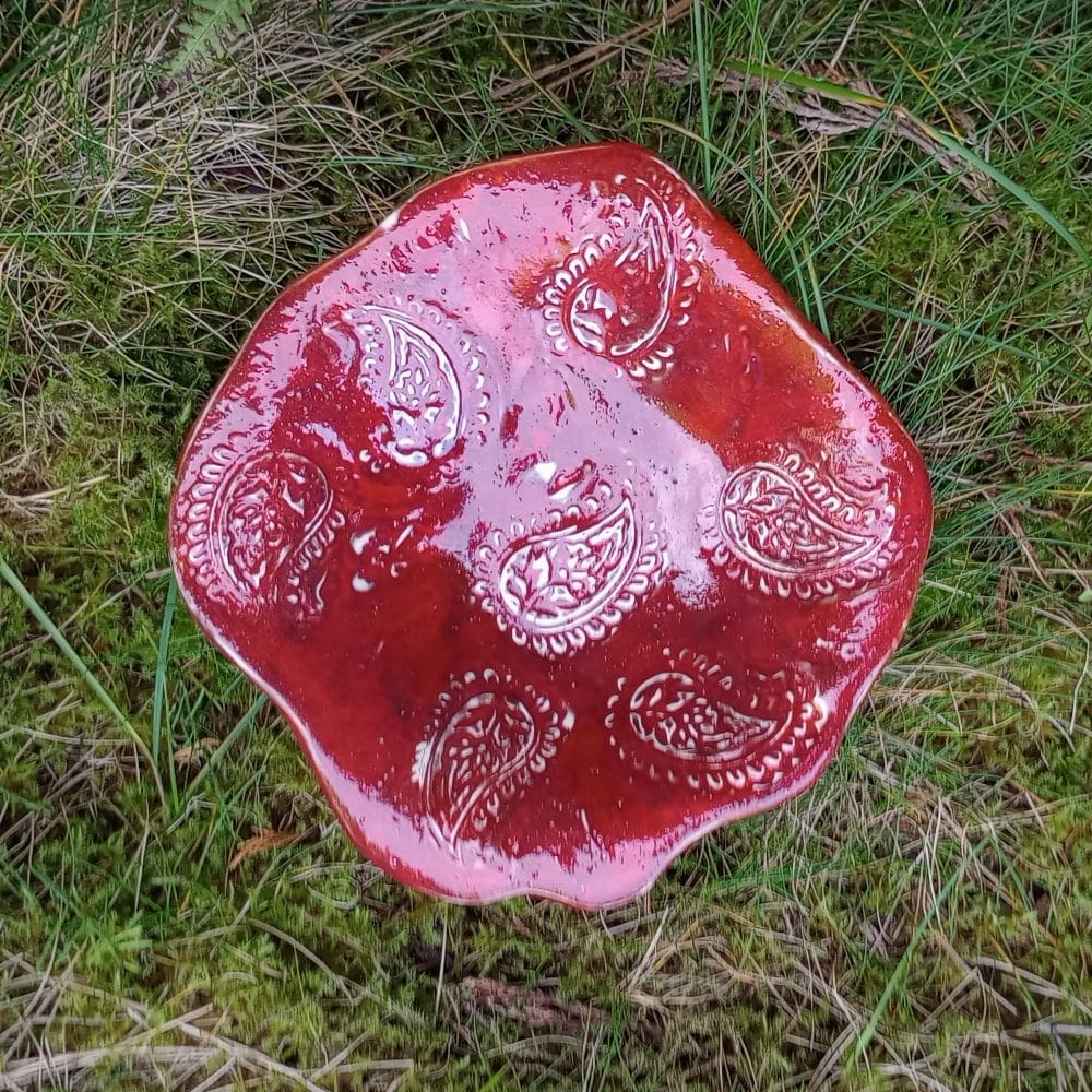 "handmade-Red-paisley-dish"