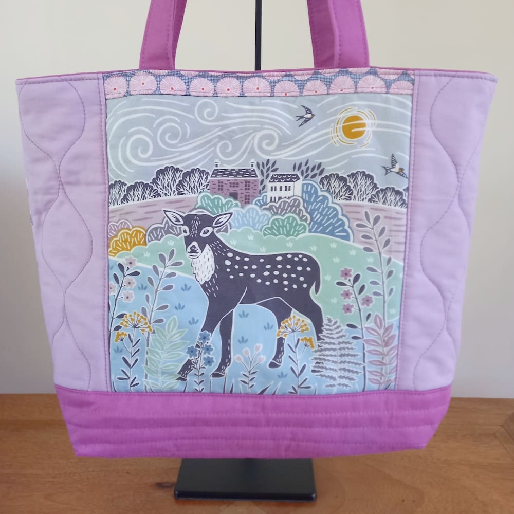 Deer purple tote bag