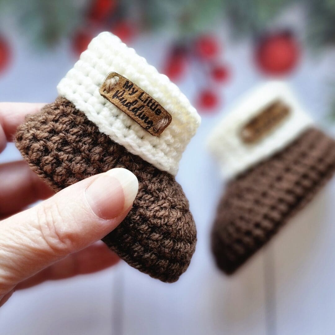 Christmas pudding crochet baby booties, sizes newborn up to 6 months in brown and cream