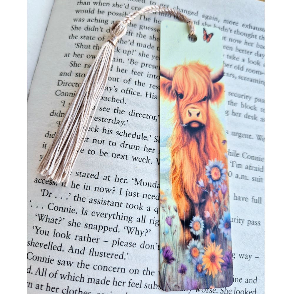 Aluminium bookmark - highland cow - flowers