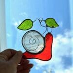 Red and white snail £0.00