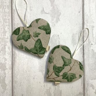 Christmas Ivy Hanging Heart