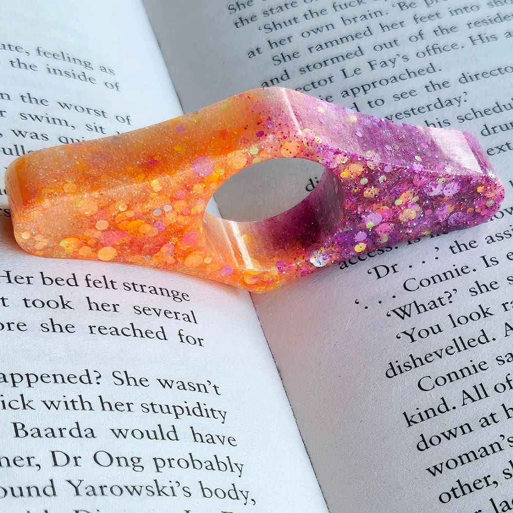 Resin page holder - thumb holder orange purple