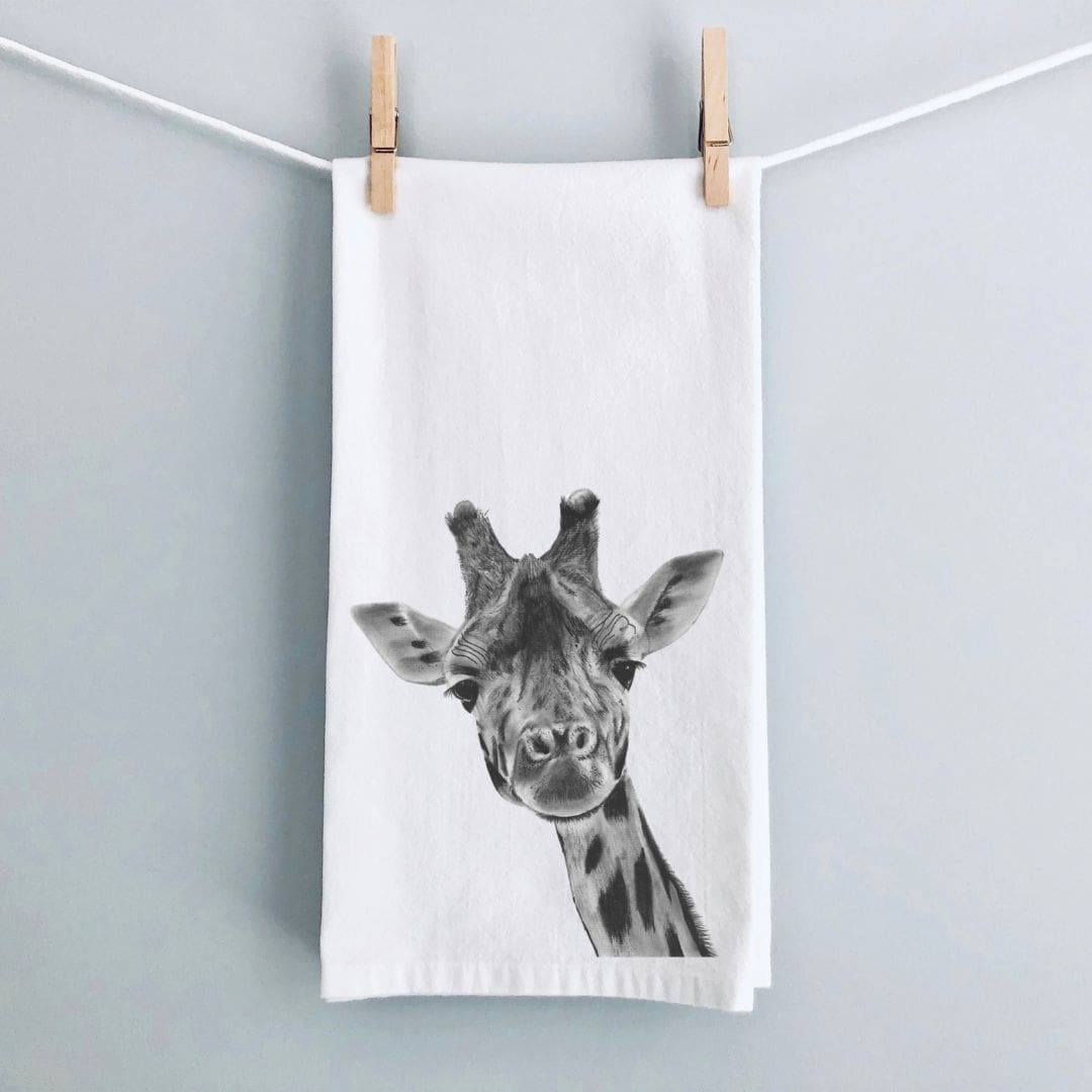 giraffe tea towel for animal lovers from Libra Fine Arts