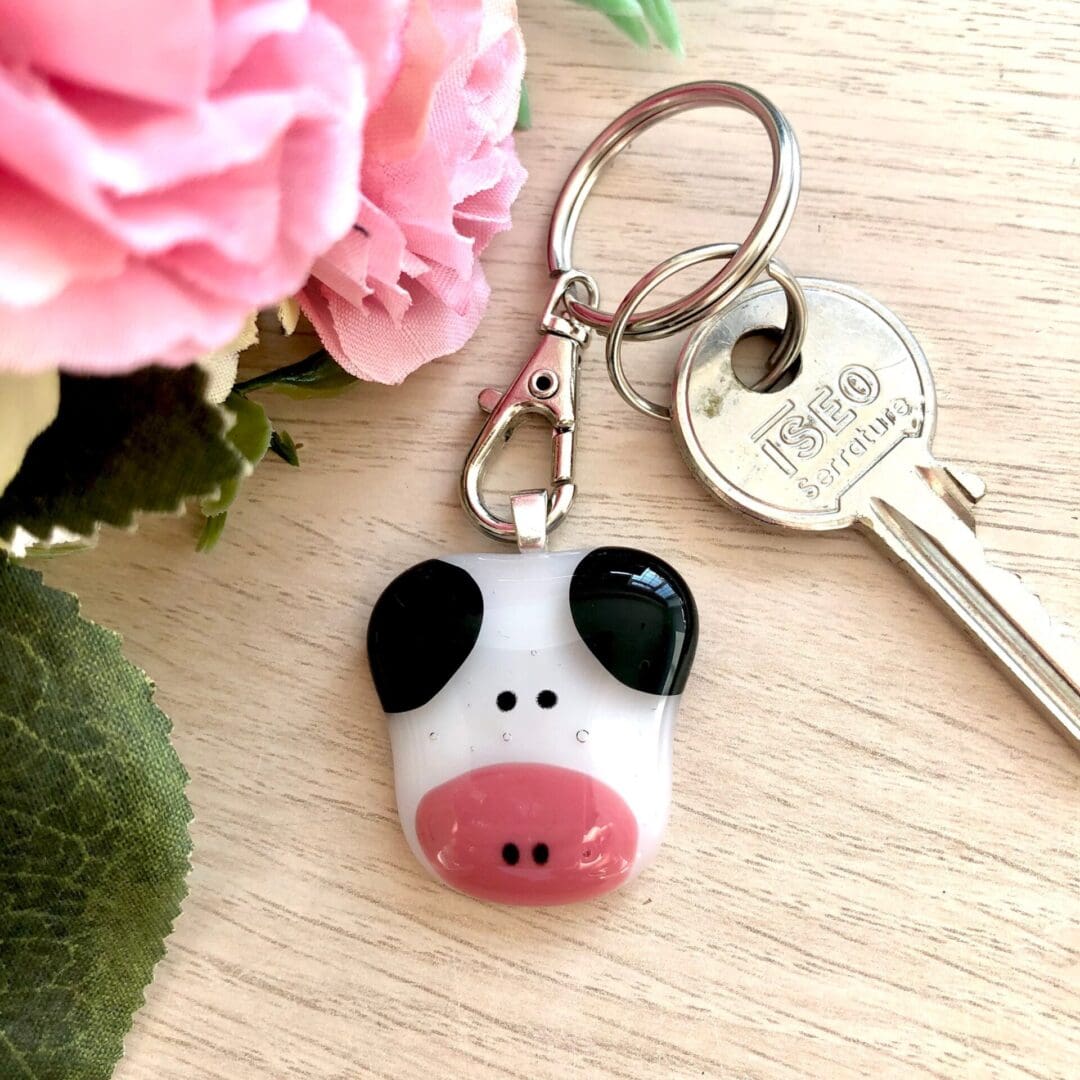 Handmade-in-the-UK-fused-glass-cow-keyring-