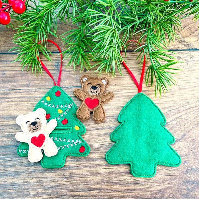 Bear in a Tree Christmas Hanging Decorations Back