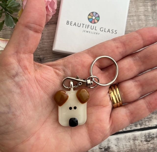 Handmade fused glass puppy dog keyring with a cream face and brown ears