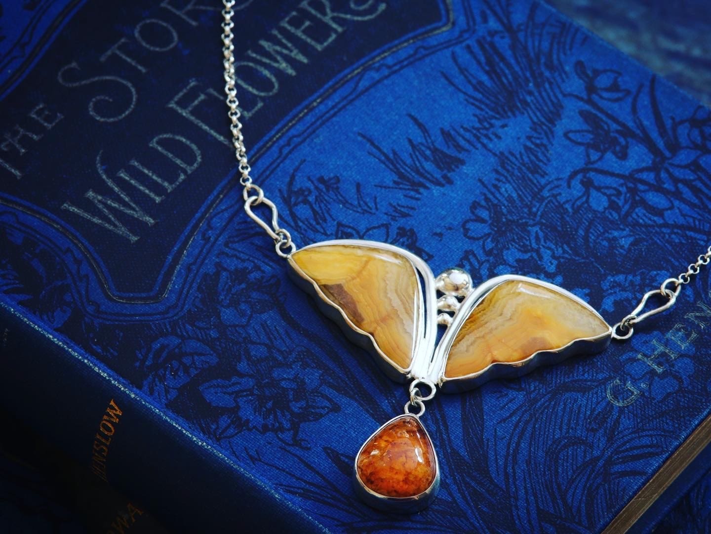 My-Jewellery-Garden-Handmade-Sterling-Silver-Butterfly-Pendant-Necklace-Yellow-Roys-Hill-Agate-Wings-Cantera-Opal-Dangle