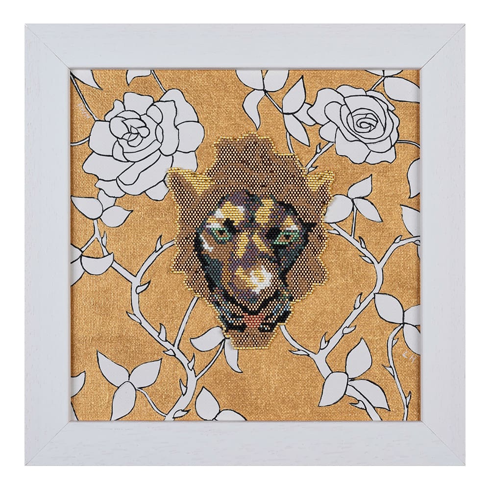 Original art painting lion head arts and crafts beadwork