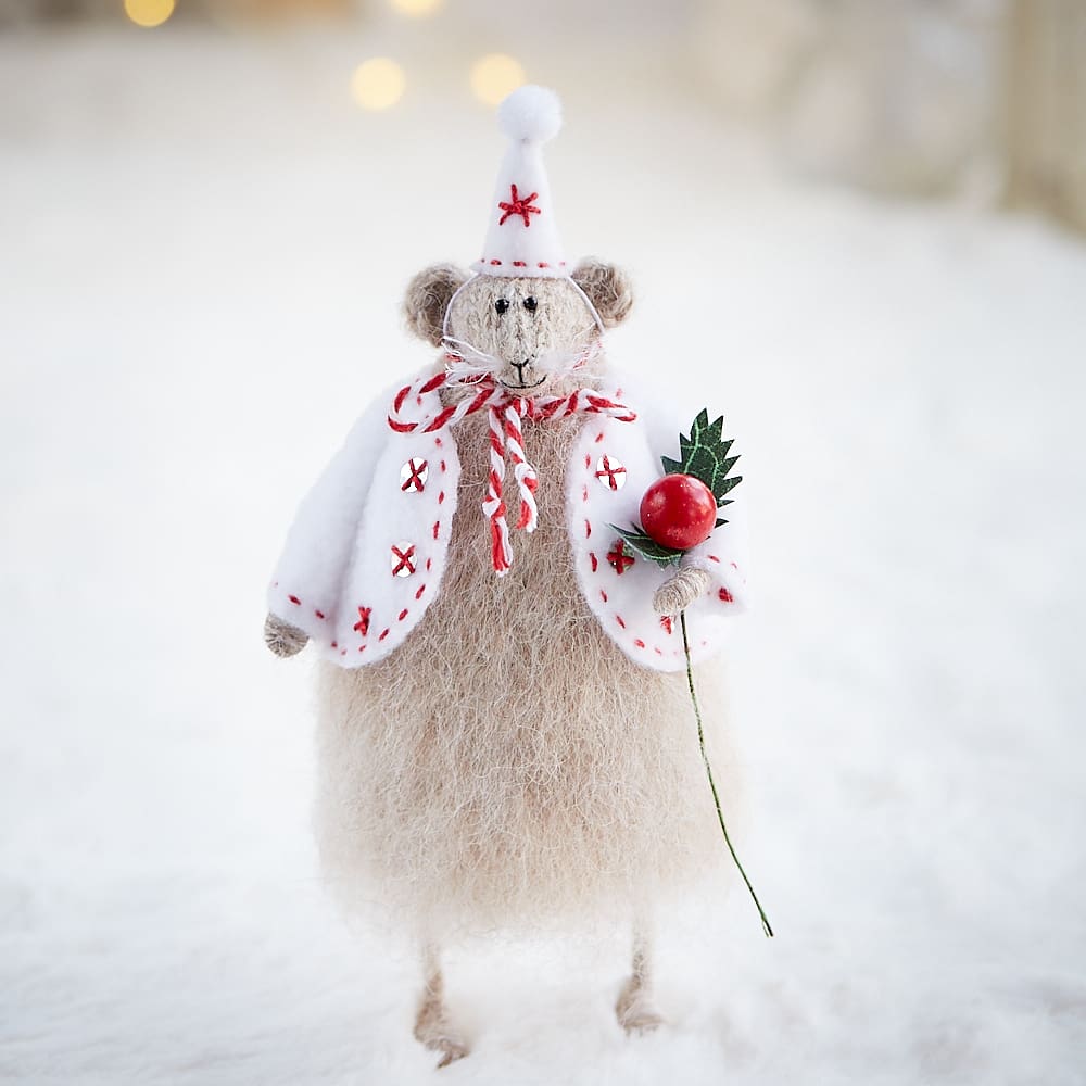 Christmas mouse doll