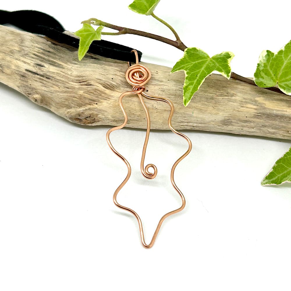 copper holly pendant necklace