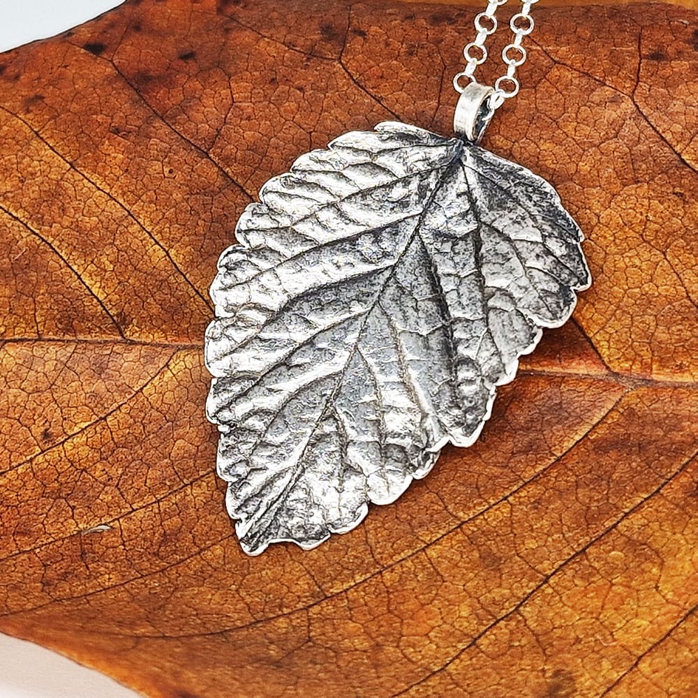 fine silver pendant necklace _1 large