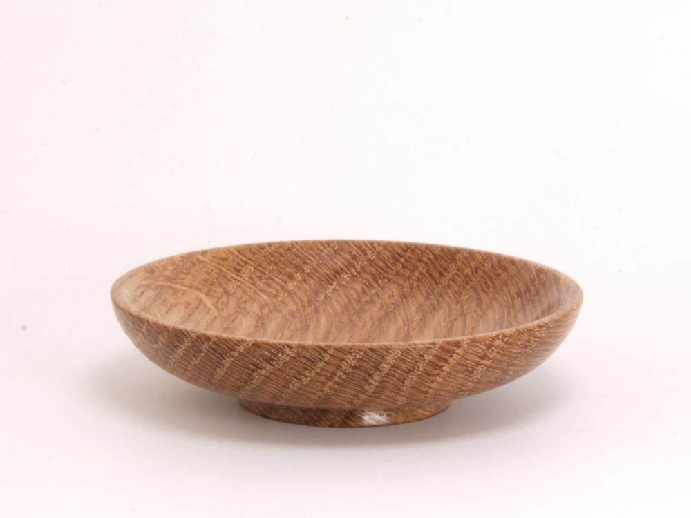 English Brown Oak Ring/Jewellery/Coin Bowl or Dish