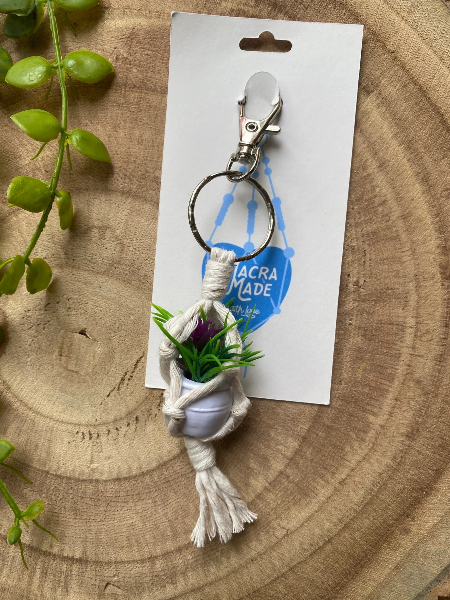 Mini plant hanger keyring made with recycled cotton