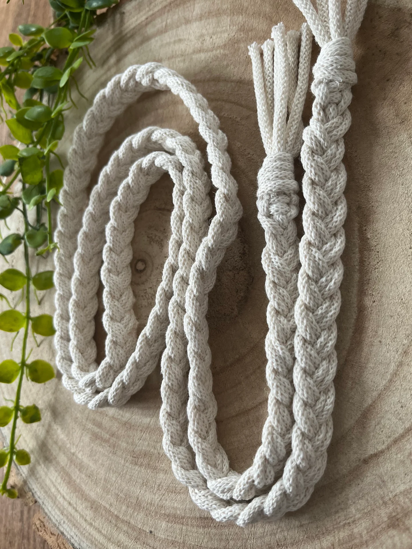 Macrame rope belt made with natural recycled cotton yarn