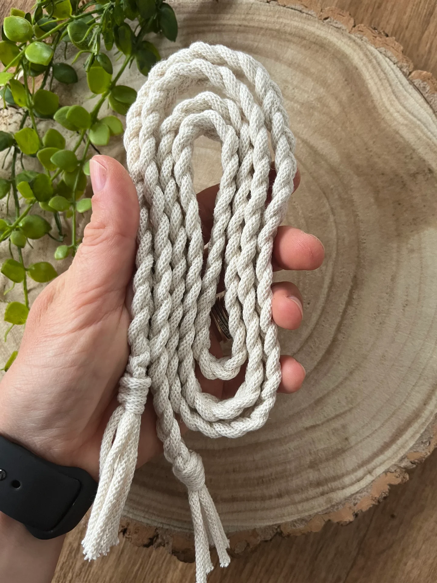 Macrame rope belt made with natural recycled cotton yarn