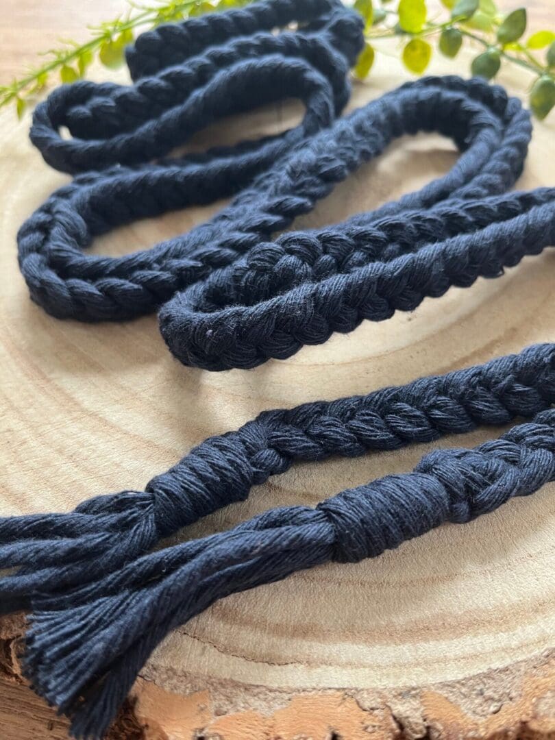 Macrame rope belt made with navy recycled cotton yarn