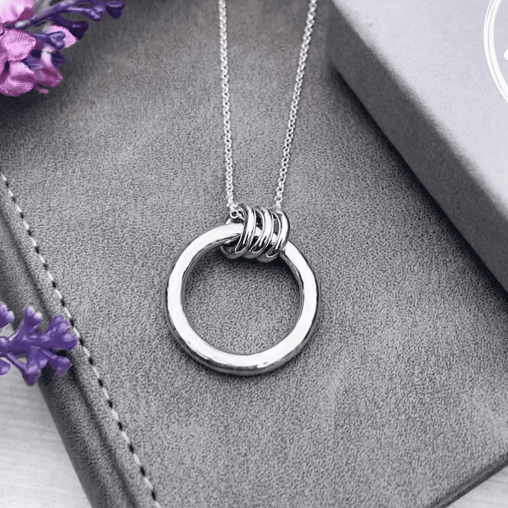 Sterling silver open circle necklace