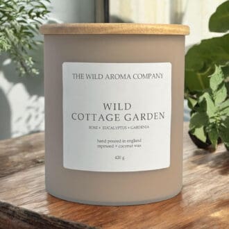 wild-cottage-garden-candle-wild-aroma