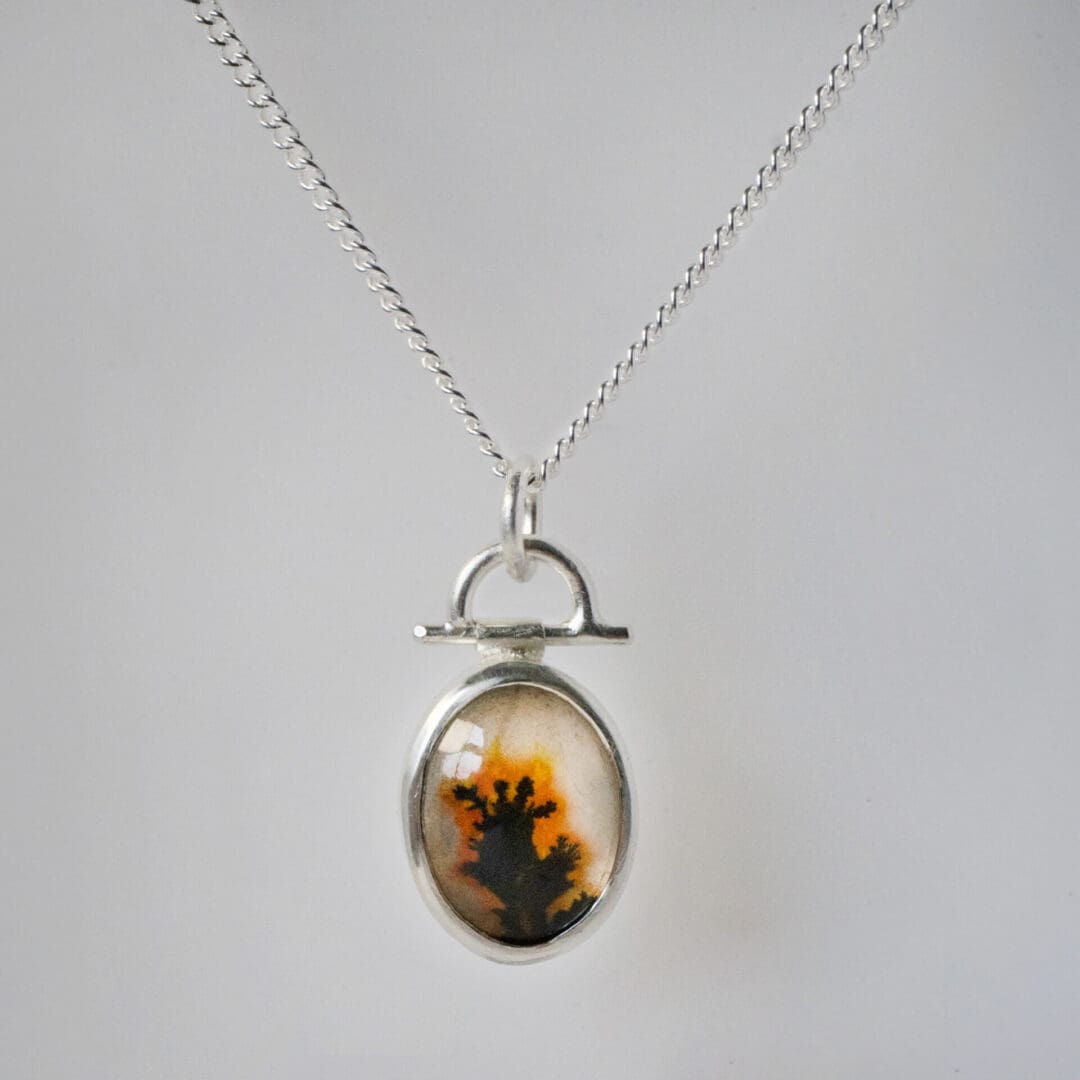 Dendritic Agate quartz pendant, Embers