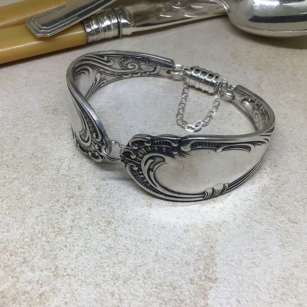 upcycled fork handle bracelet