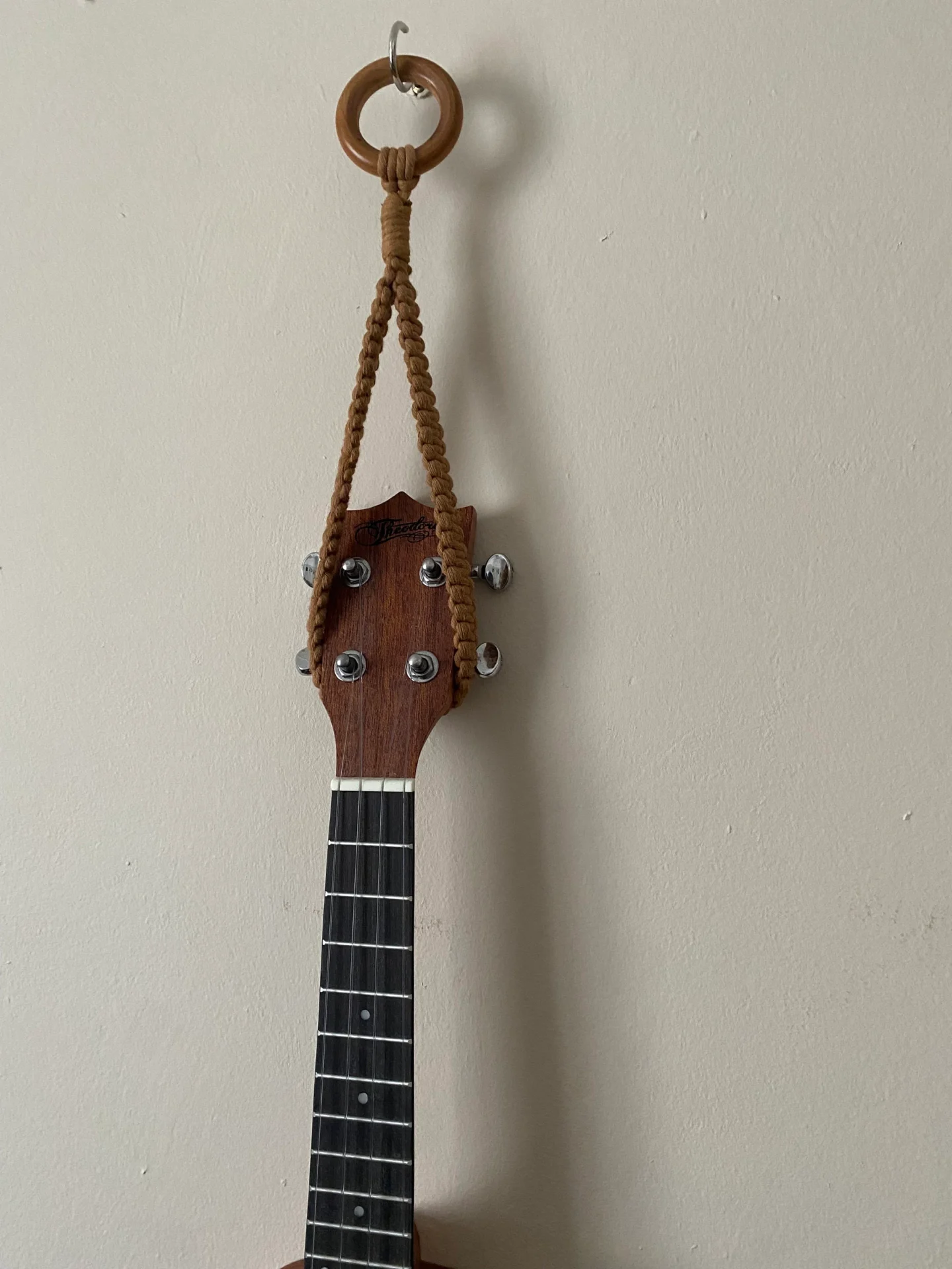 Ukulele hanging loop made with recycled cotton