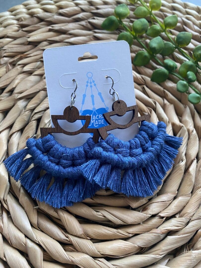 Macrame fringed earrings made with walnut wood and recycled cotton