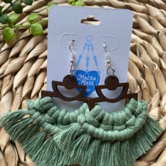 Macrame fringed earrings made with walnut wood and recycled cotton