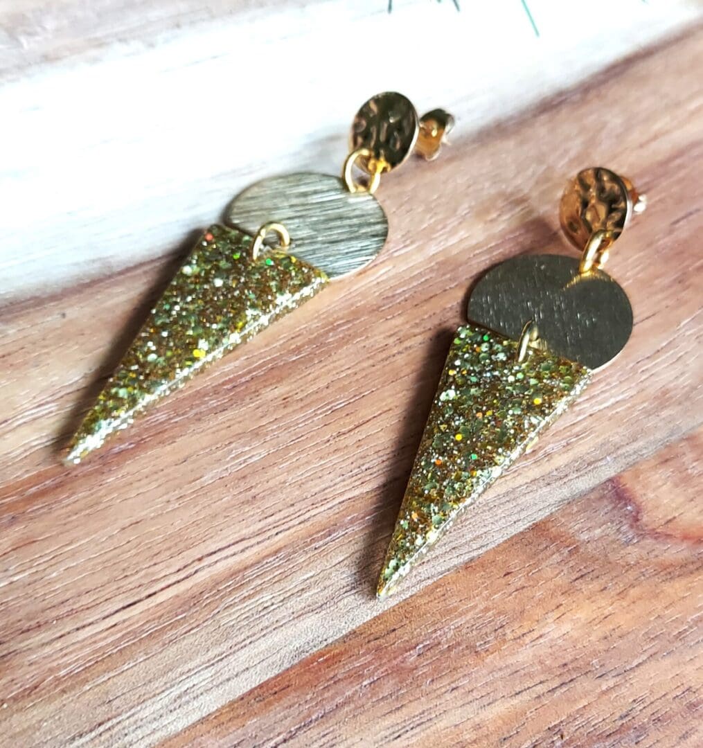 Art Deco inspired triangle drop earrings with semi circle brass connectors and topped with textured stud tops.